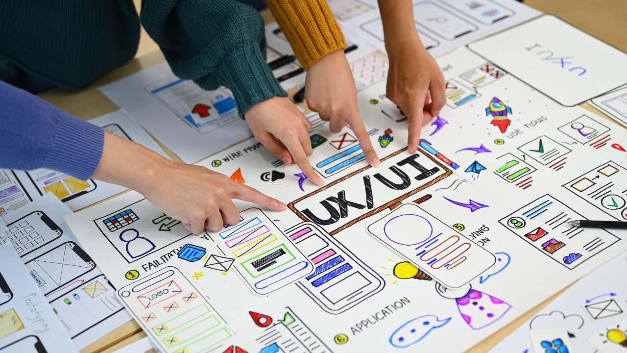 Desain Web UI/UX yang Bikin Pengunjung Jatuh Cinta: Rahasia Faka Studio untuk 2025